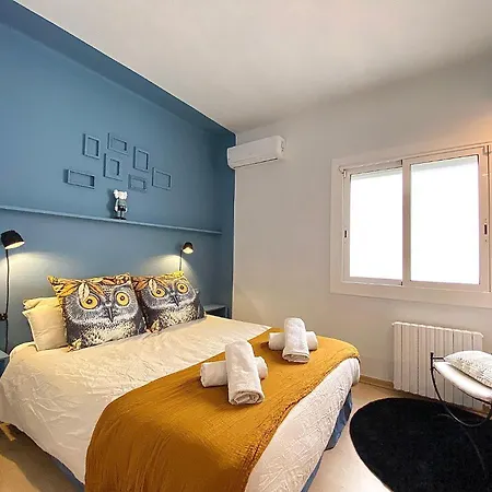 Abbott - 1 Min From The - 100m2 - Sleeps 8 Apartment Sitges