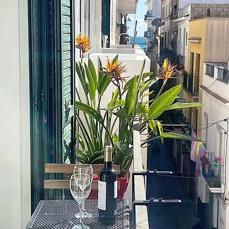 Apartment Abbott - 1 Min From The - 100m2 - Sleeps 8 *